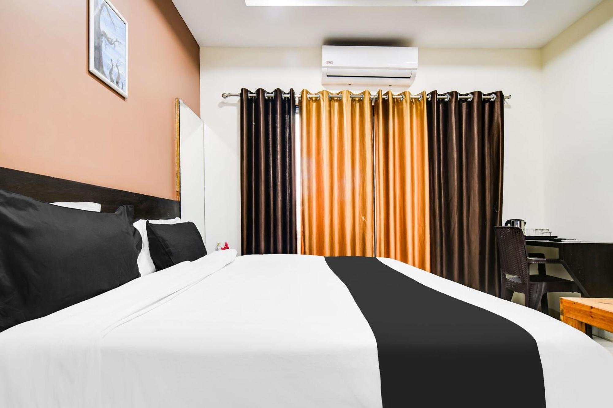 Super Collection O Indore Near Omax City 1 Kanadiya Extérieur photo