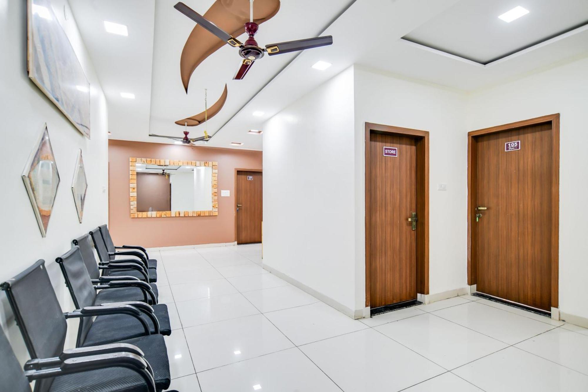 Super Collection O Indore Near Omax City 1 Kanadiya Extérieur photo